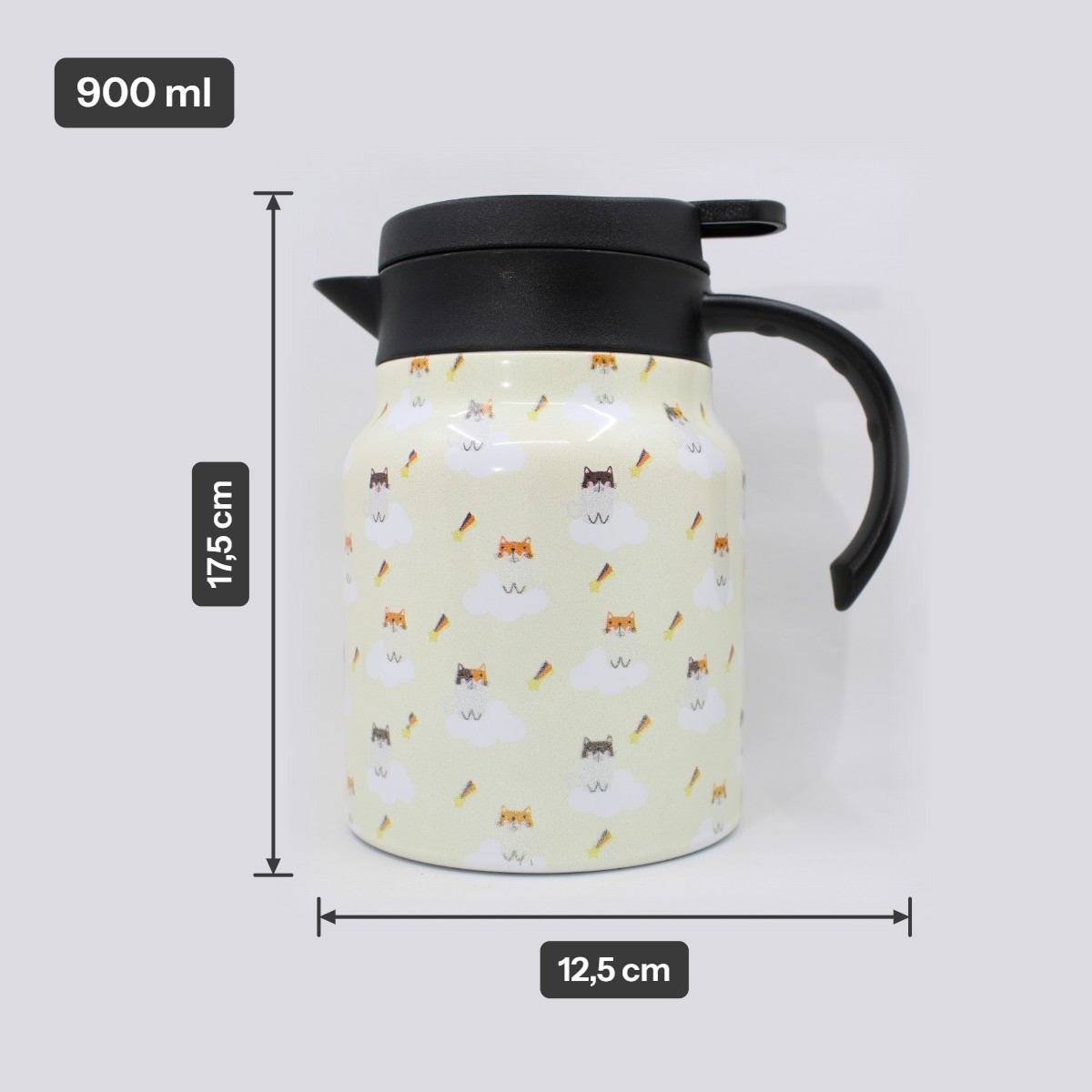 Theepot met theezeef - poes