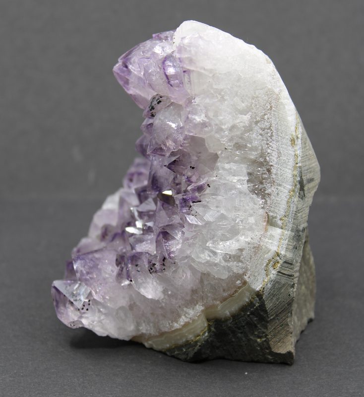 Amethist op standvlak
